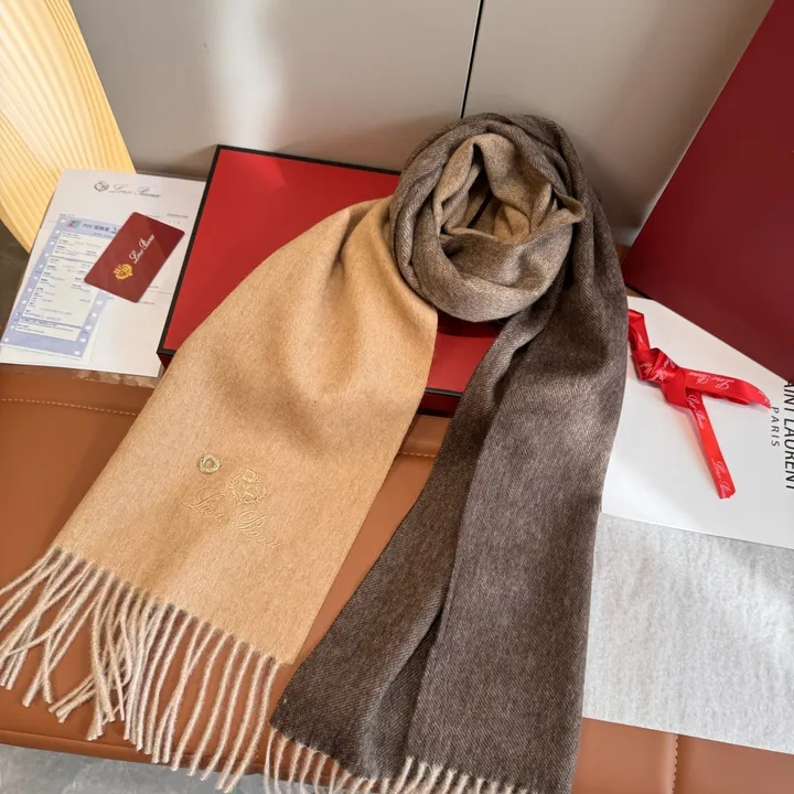 スーパーコピー ヴィヴィアン・ウエストウッド マフラー