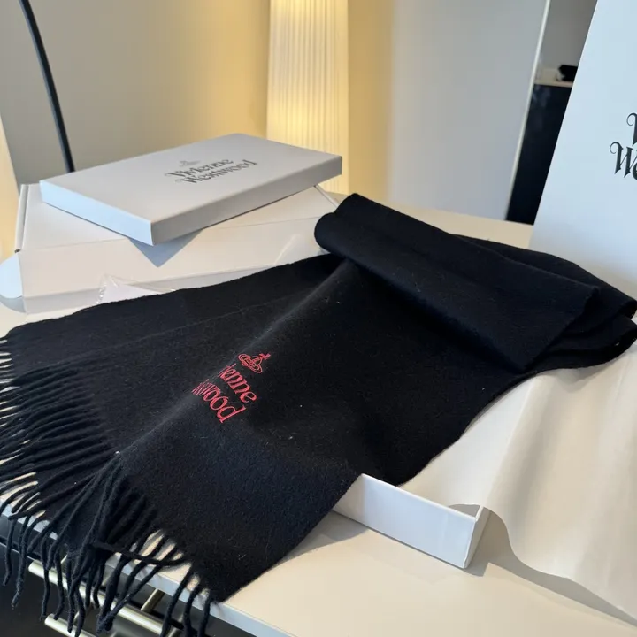 スーパーコピー ヴィヴィアン・ウエストウッド マフラー