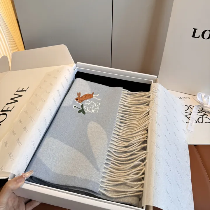 スーパーコピー ロエベ マフラー