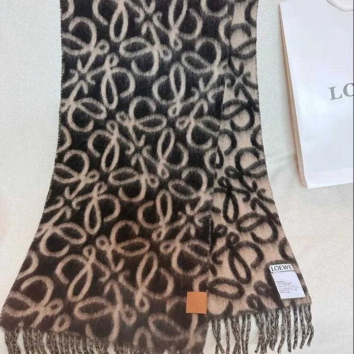 スーパーコピー ロエベ マフラー