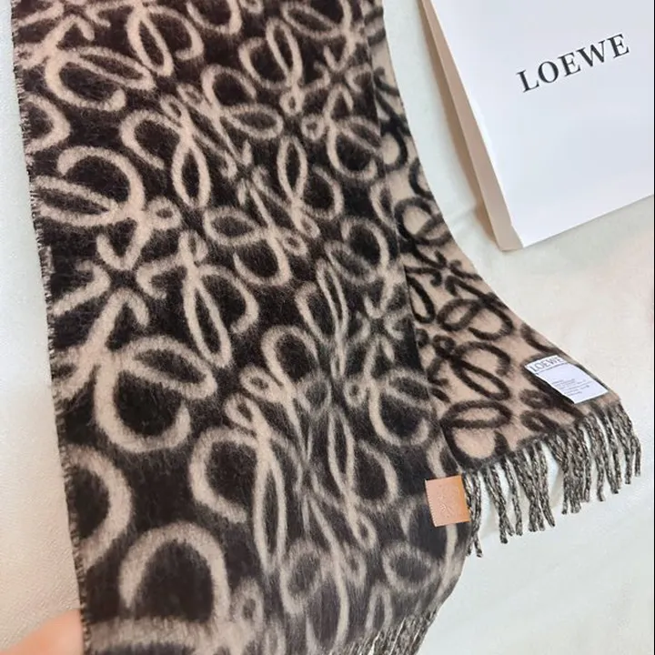 スーパーコピー ロエベ マフラー