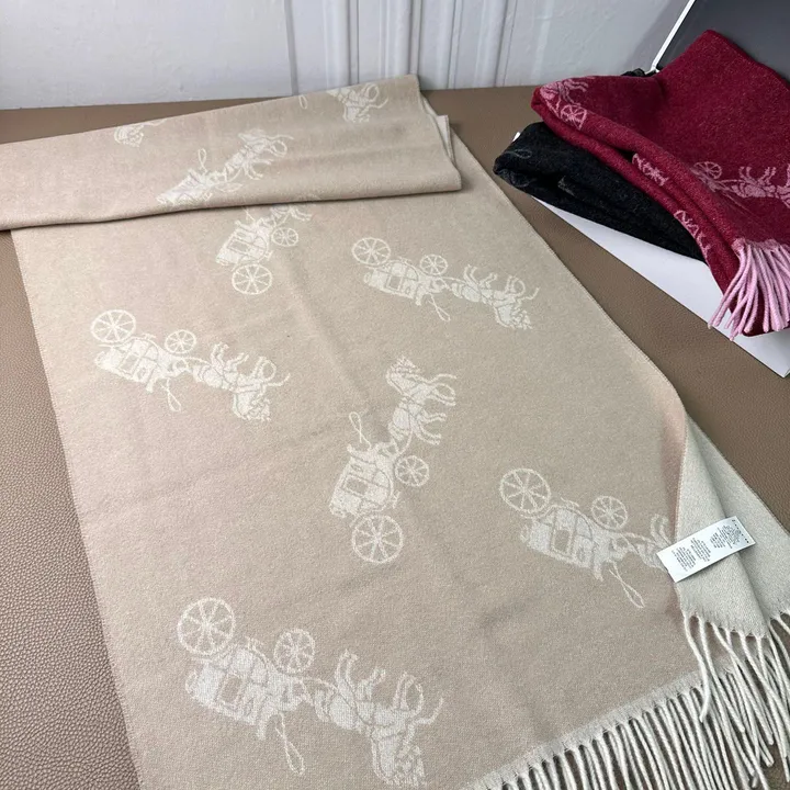 スーパーコピー コーチ マフラー