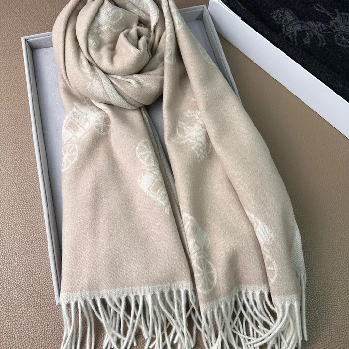 スーパーコピー コーチ マフラー