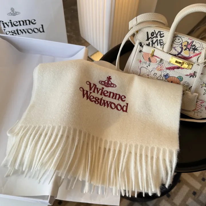 スーパーコピー ヴィヴィアン・ウエストウッド マフラー