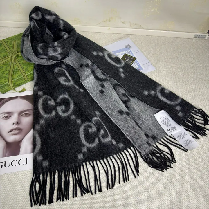 スーパーコピー グッチ マフラー