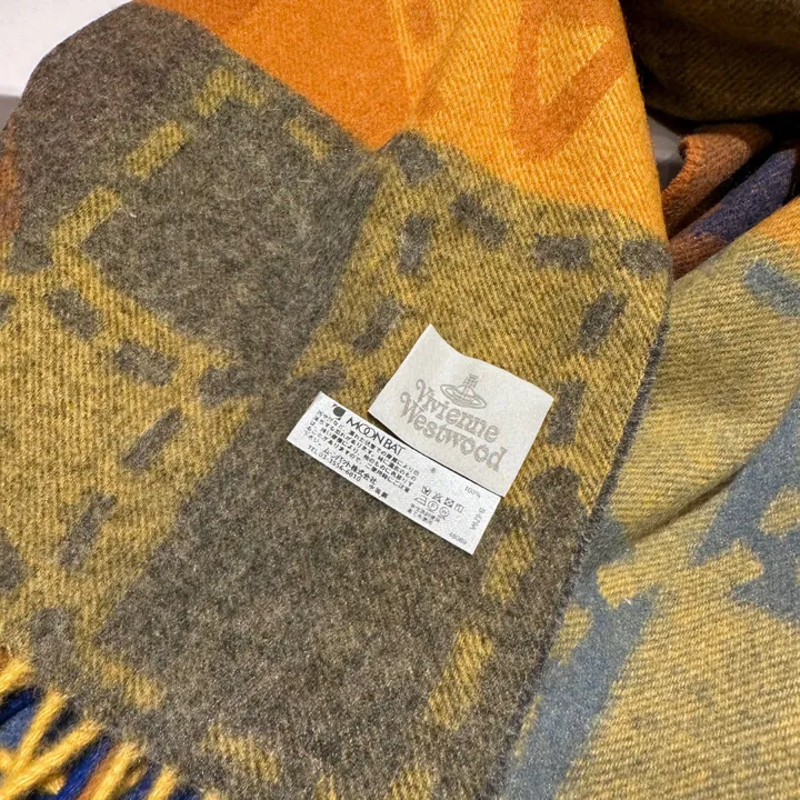 スーパーコピー ヴィヴィアン・ウエストウッド マフラー