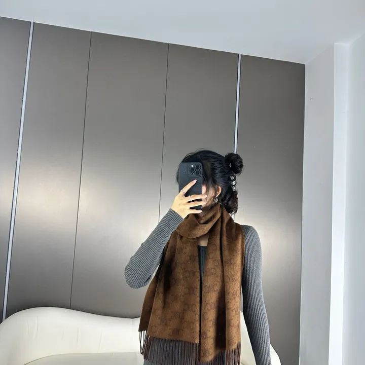 スーパーコピー ロエベ マフラー