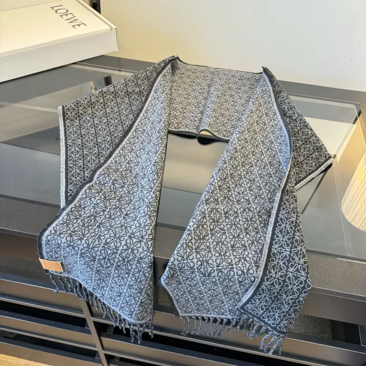 スーパーコピー ロエベ マフラー