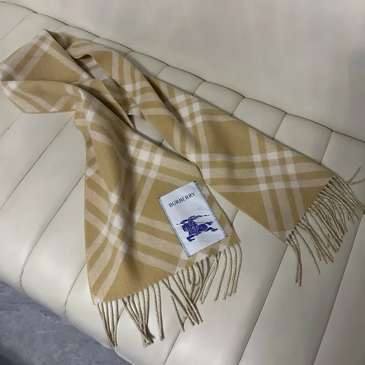 スーパーコピー バーバリー ス マフラー