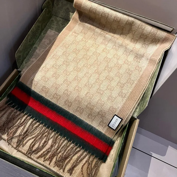 スーパーコピー グッチ マフラー