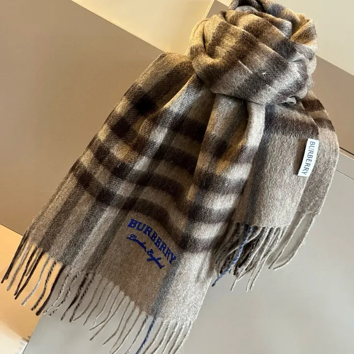 スーパーコピー バーバリー ス マフラー