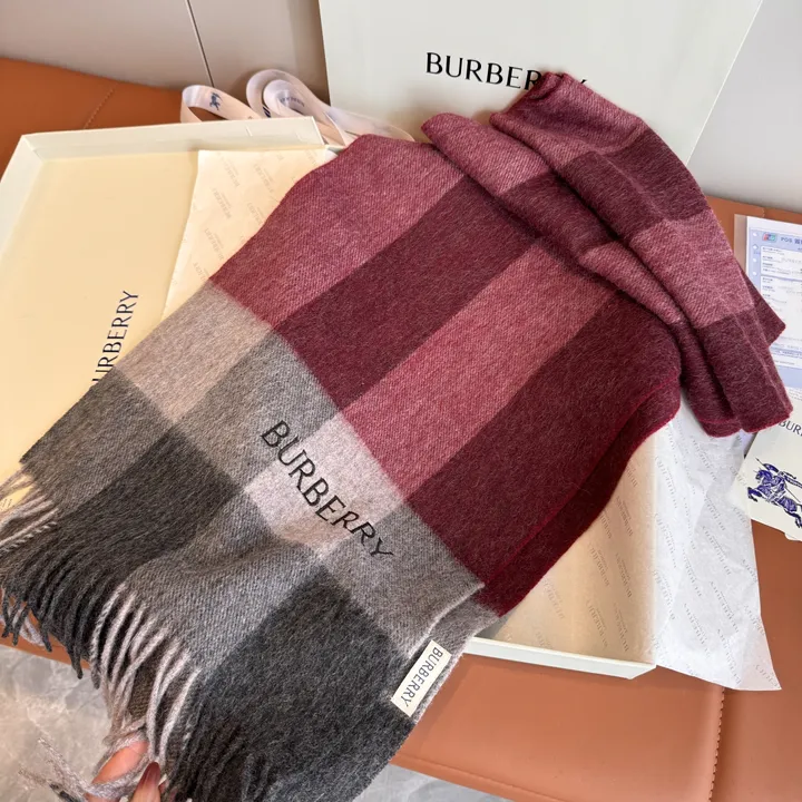 スーパーコピー バーバリー ス マフラー