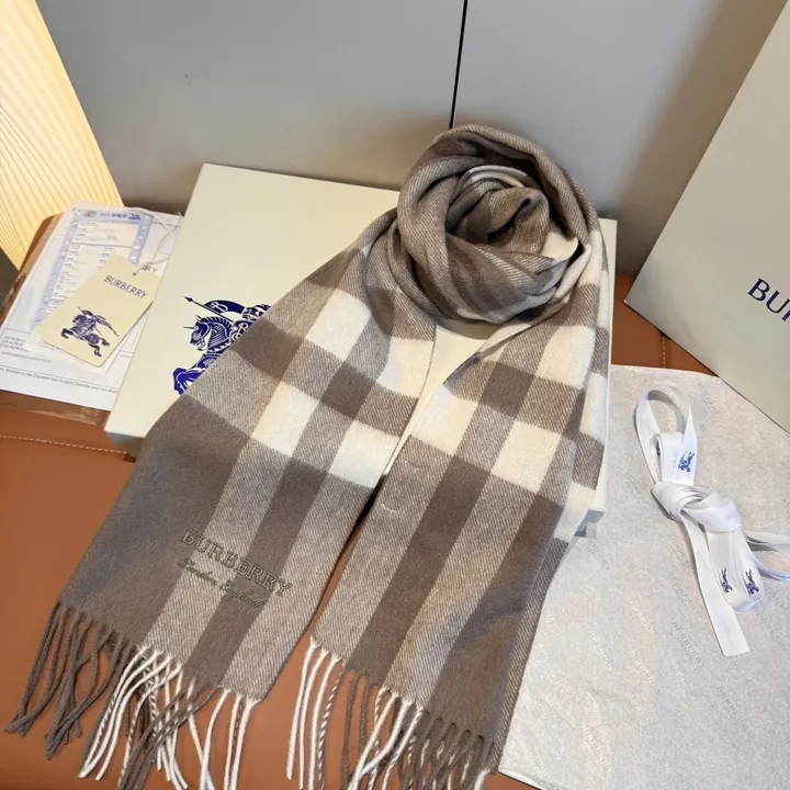 スーパーコピー バーバリー ス マフラー