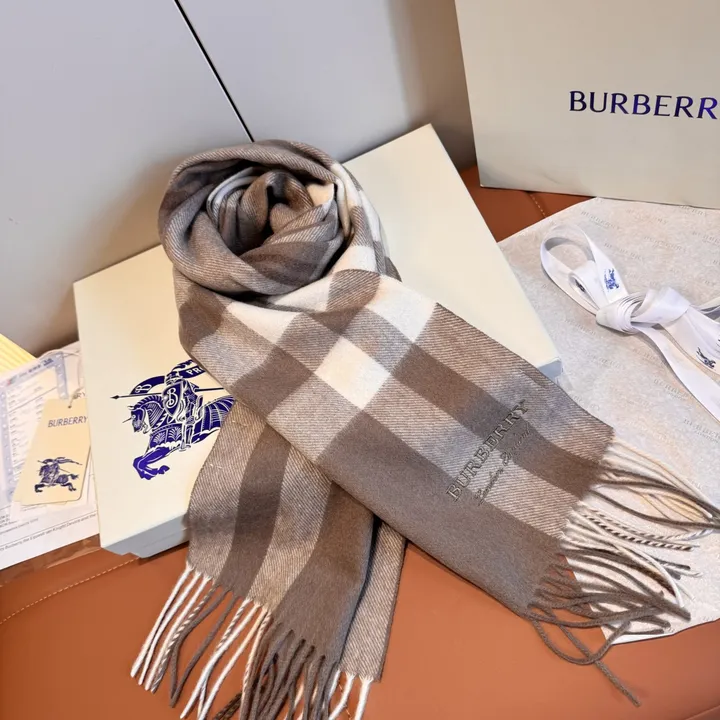 スーパーコピー バーバリー ス マフラー