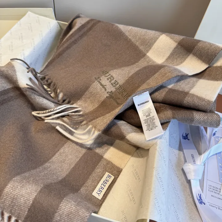 スーパーコピー バーバリー ス マフラー