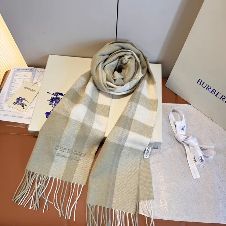 スーパーコピー バーバリー ス マフラー