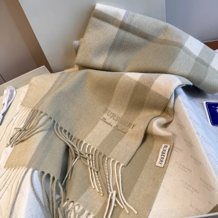 スーパーコピー バーバリー ス マフラー