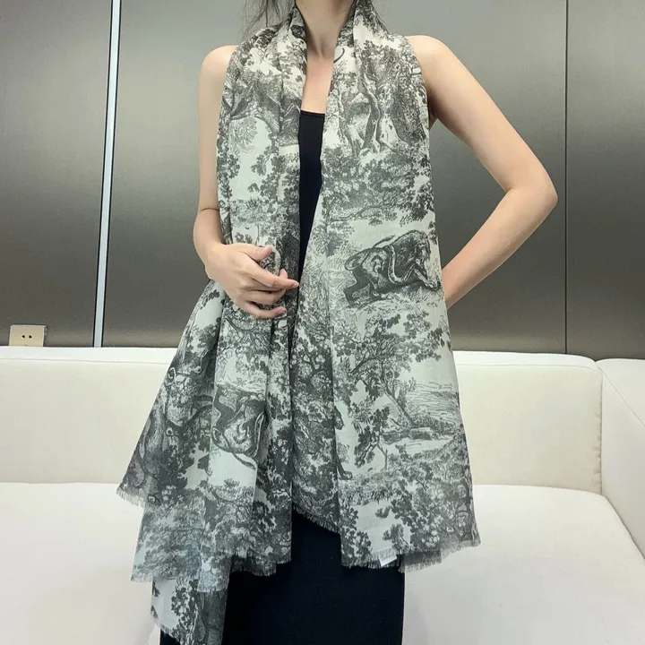 スーパーコピー ディオール マフラー