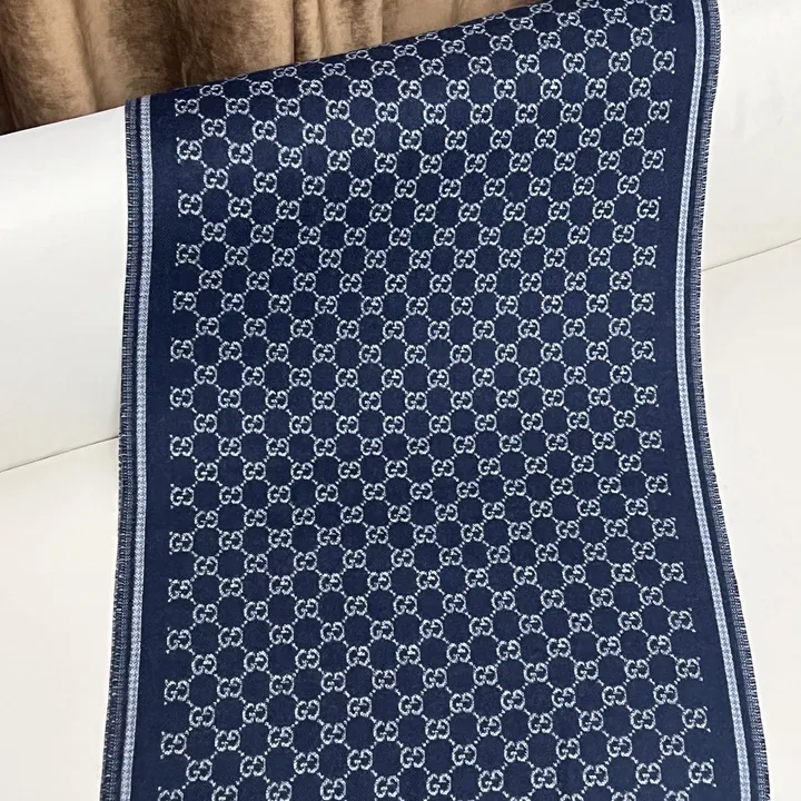 スーパーコピー グッチ マフラー