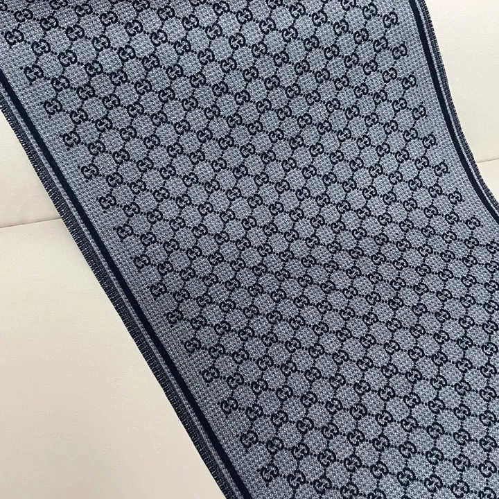 スーパーコピー グッチ マフラー