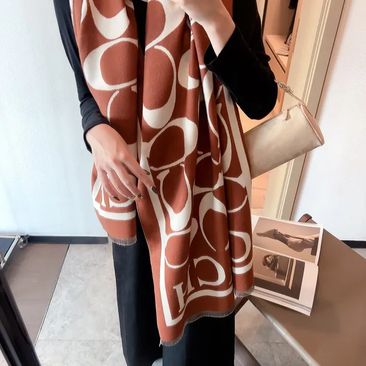 スーパーコピー コーチ マフラー