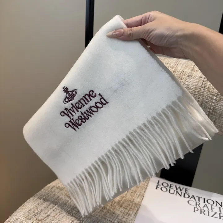 スーパーコピー ヴィヴィアン・ウエストウッド マフラー