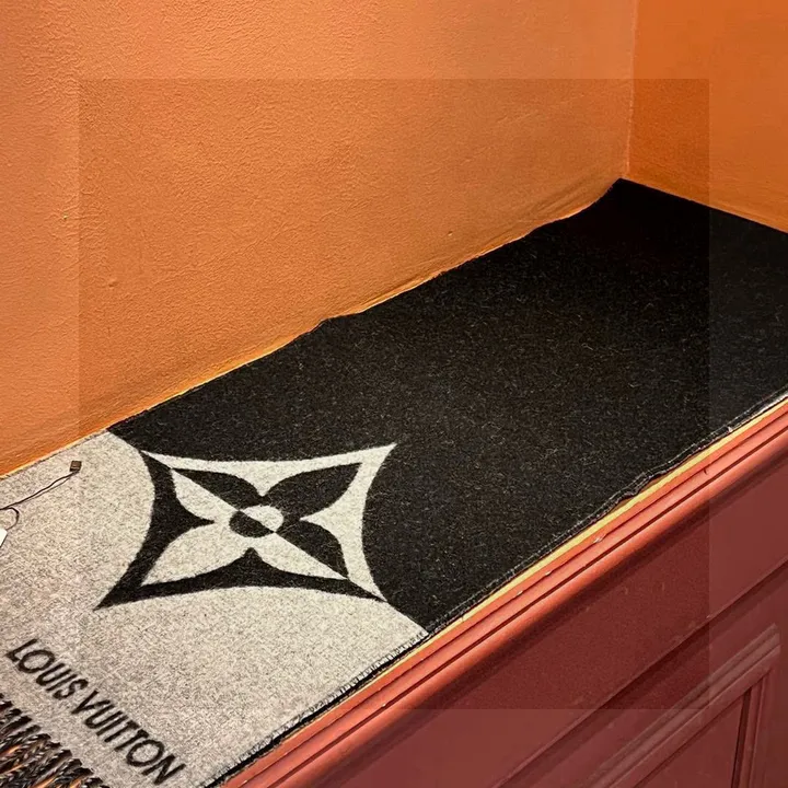 スーパーコピー ルイヴィトン マフラー