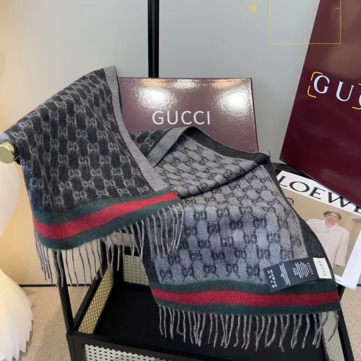 スーパーコピー グッチ マフラー