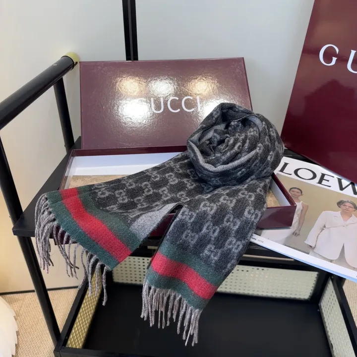 スーパーコピー グッチ マフラー