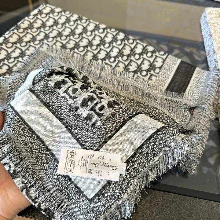 スーパーコピー グッチ マフラー