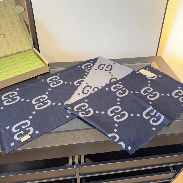 スーパーコピー グッチ マフラー