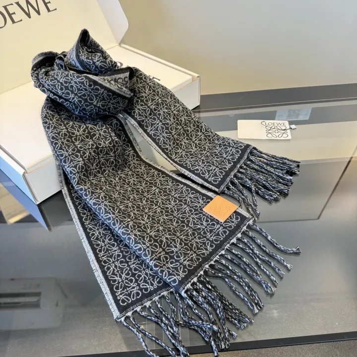 スーパーコピー ロエベ マフラー