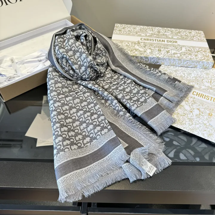 スーパーコピー ディオール マフラー