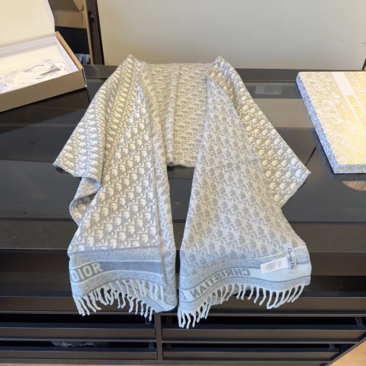 スーパーコピー ディオール マフラー