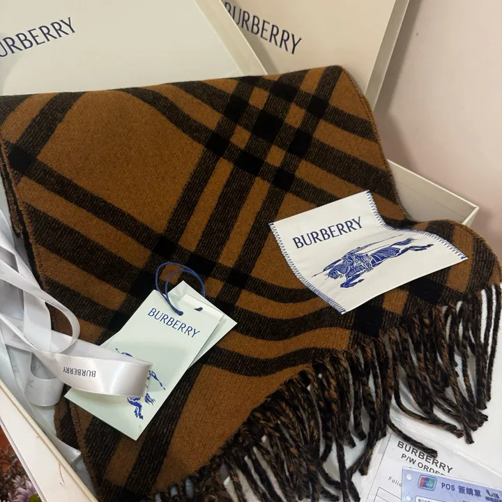 スーパーコピー バーバリー ス マフラー