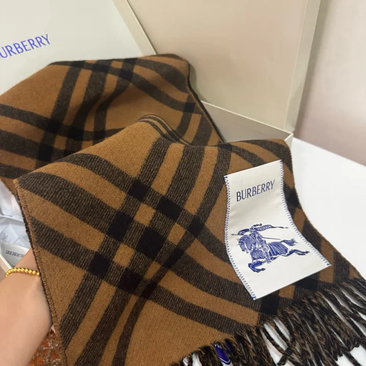 スーパーコピー バーバリー ス マフラー