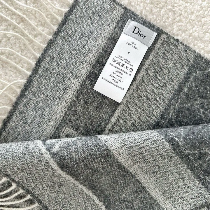 スーパーコピー ディオール マフラー