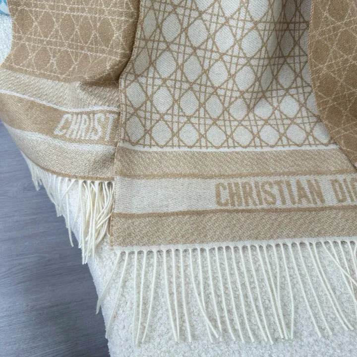 スーパーコピー グッチ マフラー