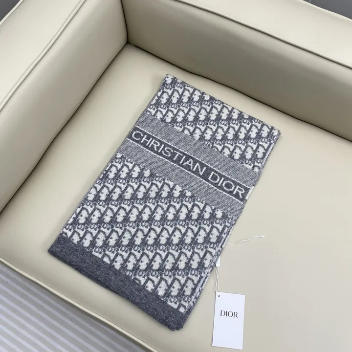 スーパーコピー ディオール マフラー