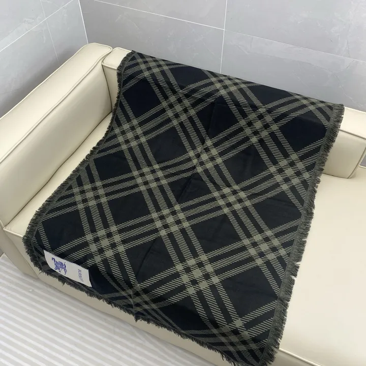 スーパーコピー バーバリー ス マフラー