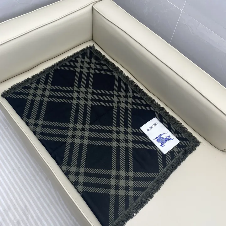 スーパーコピー バーバリー ス マフラー