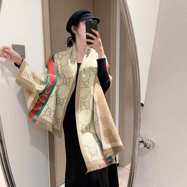 スーパーコピー グッチ マフラー