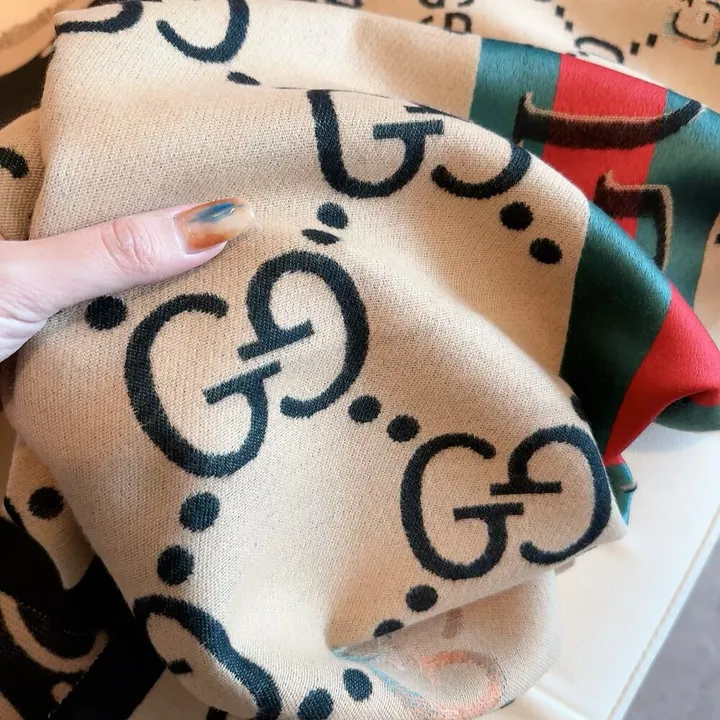 スーパーコピー グッチ マフラー