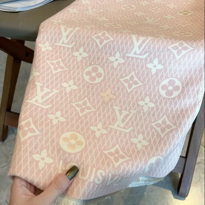 スーパーコピー ルイヴィトン マフラー