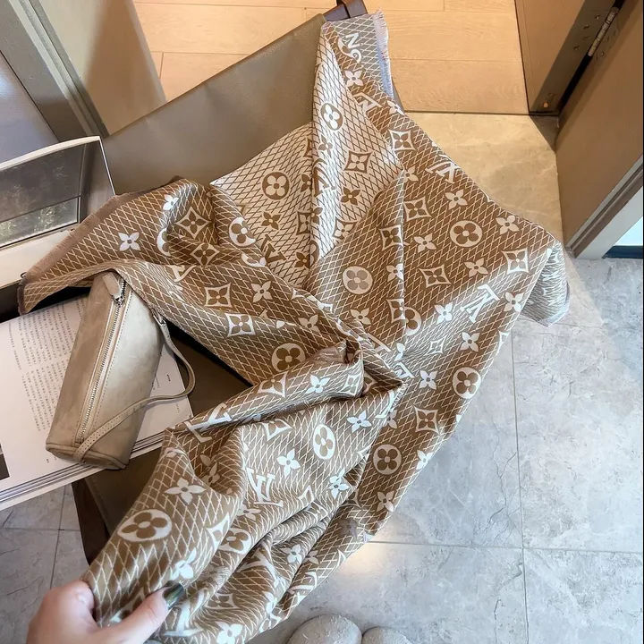 スーパーコピー ルイヴィトン マフラー