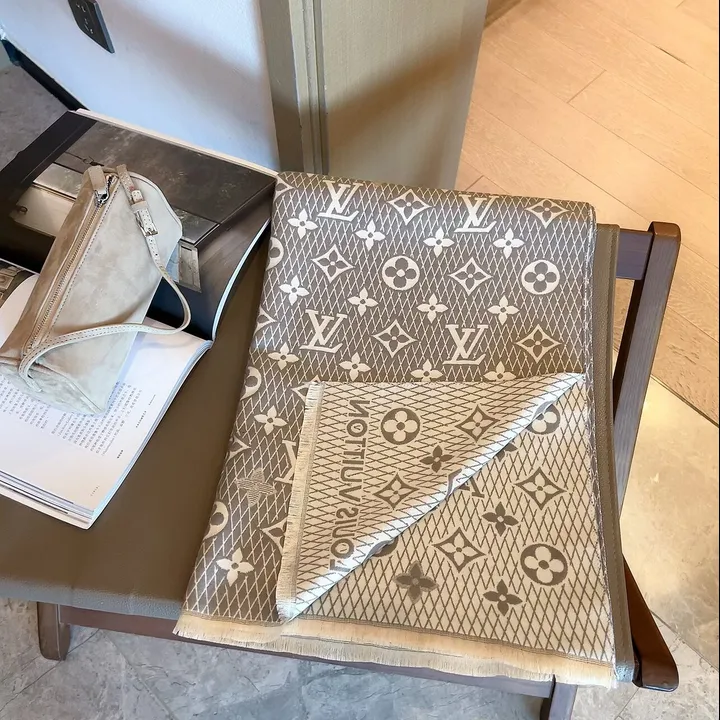 スーパーコピー ルイヴィトン マフラー