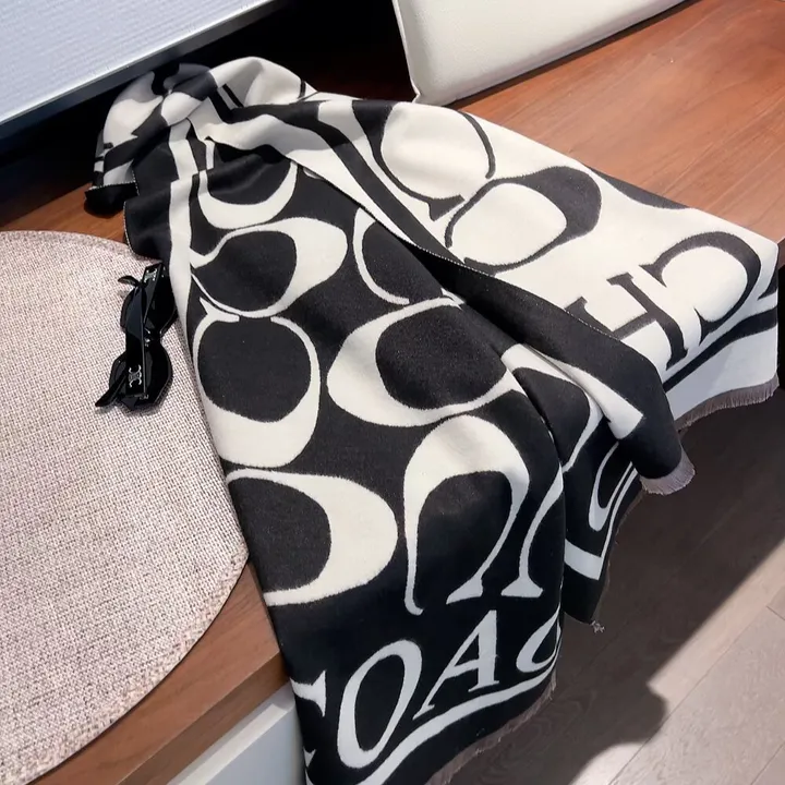 スーパーコピー コーチ マフラー