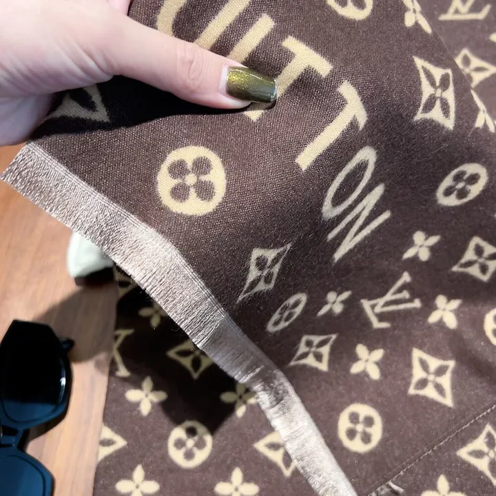 スーパーコピー ルイヴィトン マフラー