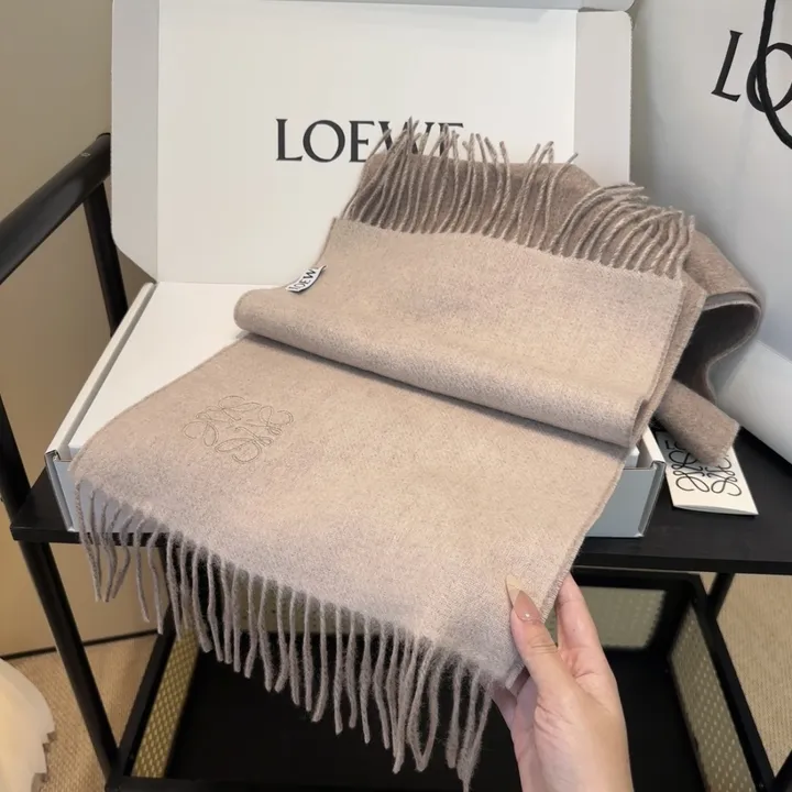 スーパーコピー ロエベ マフラー