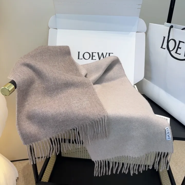 スーパーコピー ロエベ マフラー